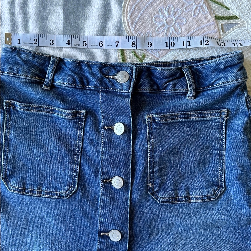 Bagatelle Collection Button Front A-Line Midi Length Denim Jean Skirt, Size 8 - Picture 7 of 13